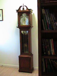Vintage Howard Miller Tempus Fugit Grandmother Clock