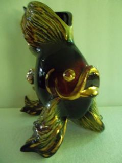Hull EBB TIDE FISH Vase E 6 in Chartreuse & Wine with GOLD trim