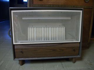  PRICE REDUCTION PREWAY NATURAL GAS SPACE/ROOM HEATER. MODEL# RUP 25