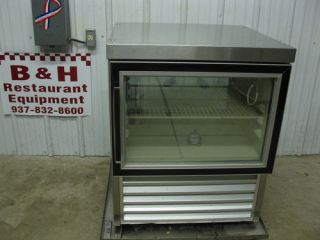 Delfield 27 Freezer Frozen Food Display Case 3127 S