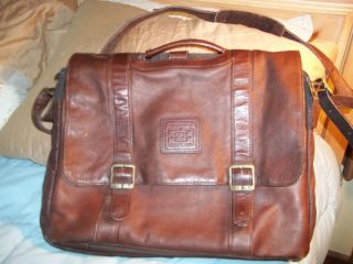 Geoffrey Beene Leather Briefcase Soft Completely Lined Strap & Handle