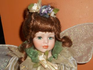 Geppeddo Sugar Plum Fairy Brown Hair Porcelain Doll w Stand RARE LQQK