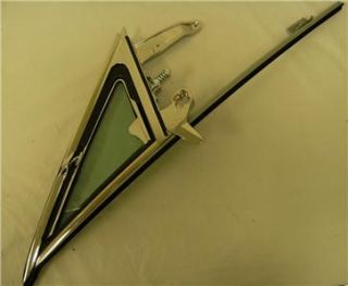 1968 Ford Mustang Vent Window Assembly RH Green Glass