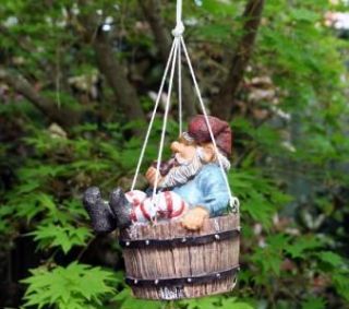 New Polyresin Garden Ornament Gnome Yard Art Man in Barrel Hanging