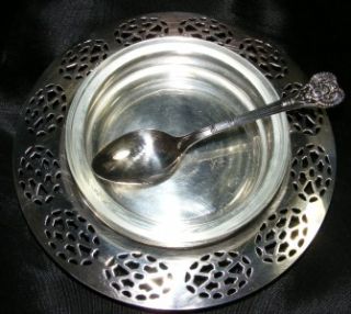 Oneida Silversmiths Glass Holder w Silver Spoon Tray