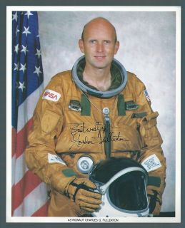 Gordon Fullerton Signed NASA Litho Oss