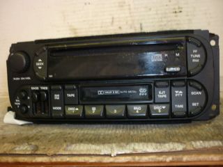 02 03 Jeep Grand Cherokee RAM Dakota Voyager Radio CD Cassette