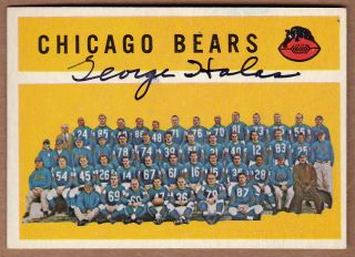 GEORGE HALAS Autographed 1960 Topps Chicago Bears Team Card 21