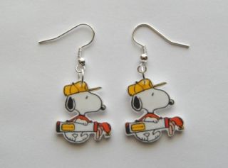 New Peanuts Snoopy Golfing Golf Clubs Hat Earrings
