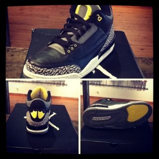 2011 Nike Air Jordan III 3 Retro OREGON DUCKS PE SAMPLE BLACK CEMENT