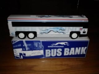Greyhound Model Bus Bank 1 50 Scale MCI D Fade Out Dog Livery