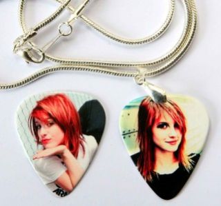 hayley williams paramore necklace plus matching pick