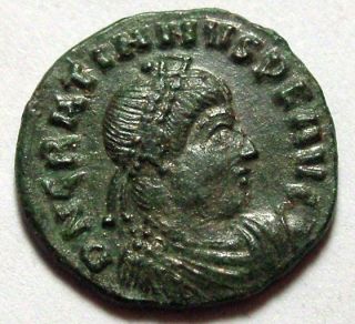 Gratian/rare original ancient Roman coin/Captive/ Labarum/ Chi rho