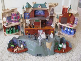 Harry Potter Hogwarts Castle Playset Polly Pocket