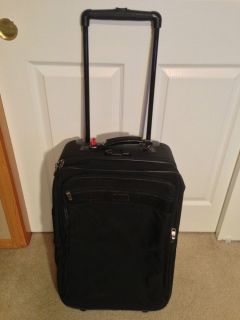 Hartmann Luggage/Black 22 Carry On Wheeled Upright Suitcase