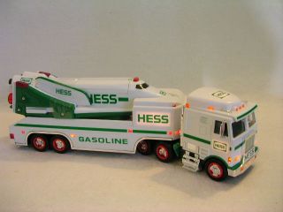 1999 Hess Truck Space Shuttle w Satellite Mint in Box