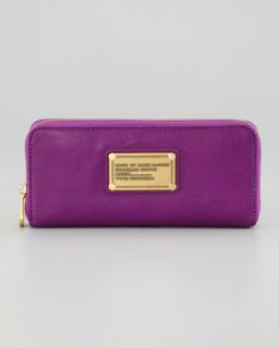 Classic Q Slim Zip Continental Wallet, Violet