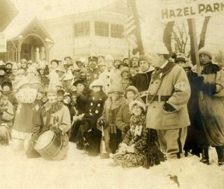 Hazel Park, St. Paul, MN, The Hazel Nuts, Winter Carnival about 1916