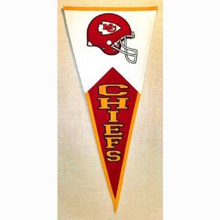BSS   Kansas City Chiefs NFL Classic Pennant (17.5x40.5