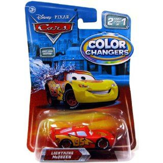 Disney / Pixar CARS Movie 155 Die Cast Cars Color Changers