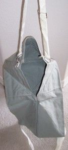 Horse Trail Riding Cavalry Feed Bag Grain Stays in Bag
