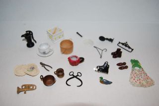  Miniature Doll House Decorative Items, Well Water Pump, skates, shoes