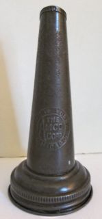 Huffman Mfg Co Dayton Oh U s A Embossed Quart Oil Bottle and Spout