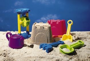 Iplay Castle Bucket Beach Sand Box Set New