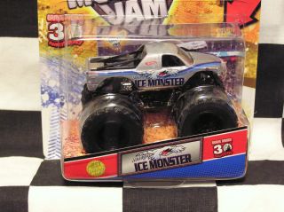 Hot Wheels 2012 Ice Monster w Topps Card Monster Jam Truck