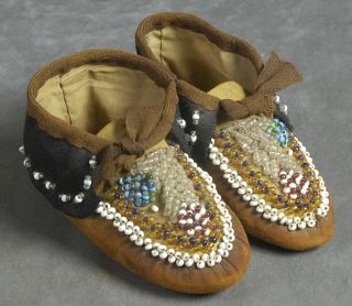 Antique Iroquois Indian Native American Childrens Moccasins Solid