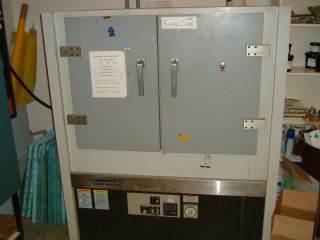 Large Industrial Oven Outside 56 65 36 Inside 40 26 24 Model LHD2 14 1