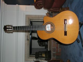 Jose Ramirez Old Stock Cedar Rosewood 2CWE Classical Guitar