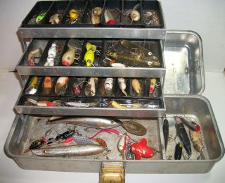 Vintage Umco 173 A Tackle Box with 45 Junk Drawer Fishing Lures