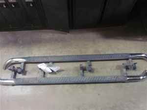 04 Avalanche Driver Passenger Running Step Boards