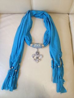 Jewelry Scarf Fleur de Lis Pendant with Rhinestone Color Blue