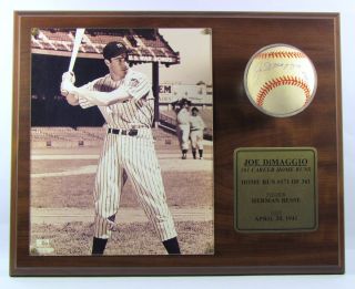 Joe DiMaggio Authentic Autographed Baseball