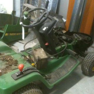 John Deere LX172 Lawn Tractor Parts