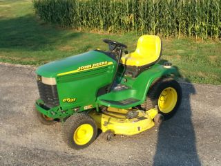 John Deere 235 Lawn Mower Garden Tractor