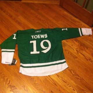 New Jonathan Toews Green St Patricks Day Holiday Hockey Jersey XXL 54 Blackhawks  