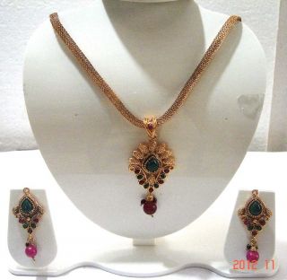 INDIAN GORGEOUS PEARL GOLD TONE KUNDAN BRIDAL NECKLACE JEWELRY ERT EHS  