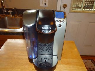 Keurig B70 10 Cups Coffee Maker Parts or Repair