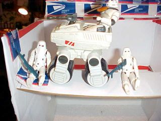 1981 Star war empire strikes back Collectibles made by kenner figures