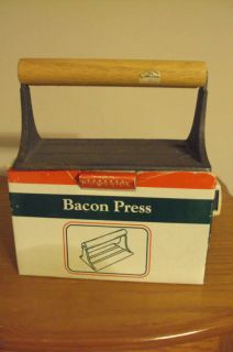 Kitchen Supply Co Cast Iron Bacon Press w Wood Handle