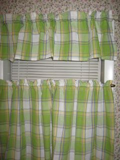 100% cotton kitchen tier and valance set 58 w by 36L yellow/white