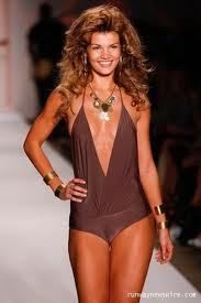 Space Plunge One Piece Brown Small Medium