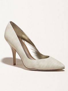 Guess Lava Snakeskin Embossed Leather Stilettos Shoes Pumps Ivory US 8