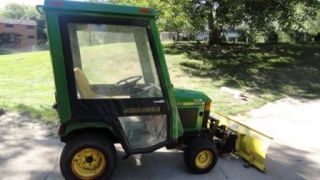 John Deere 425 Lawn Tractor w 54 Blade 60Mower Hardtop Cab