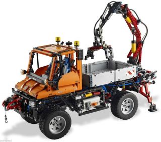 Lego Technic Unimog U400 8110 New SEALED Set