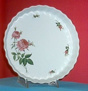 Oneida Rose Pattern Quiche Pan Ceramic Bakeware Gentle Use