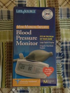 LifeSource Mini Manual Inflate Blood Pressure Monitor UA704V NEW FREE